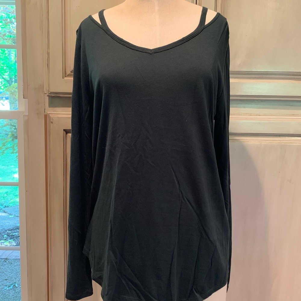 Long-sleeved Tee